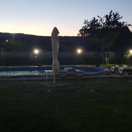 Guest house ореха Samokov
