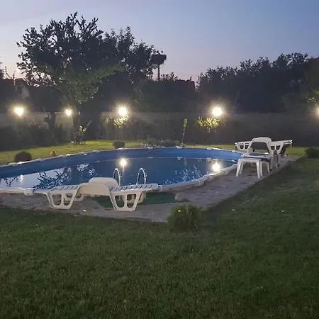 ореха Guest house