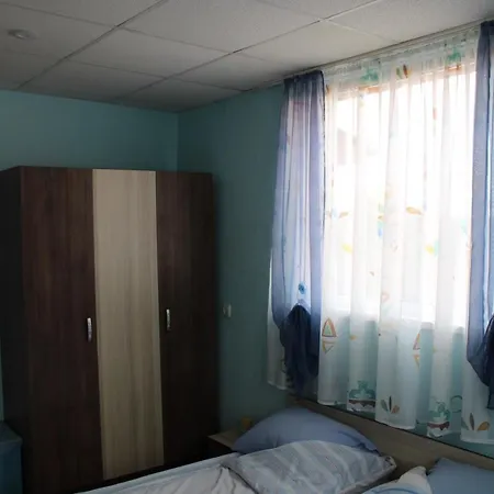 Guest house ореха Samokov