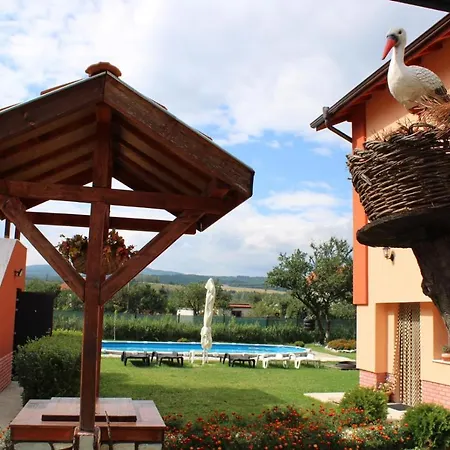 Gasthuis ореха Samokov