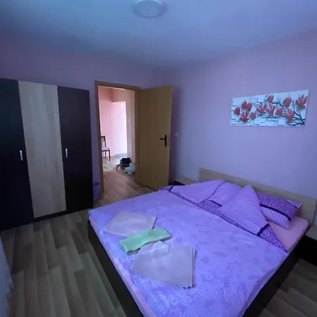 ореха Guest house