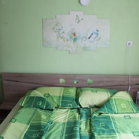ореха Guest house