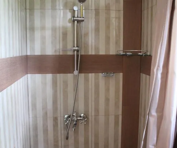 ореха Самоков