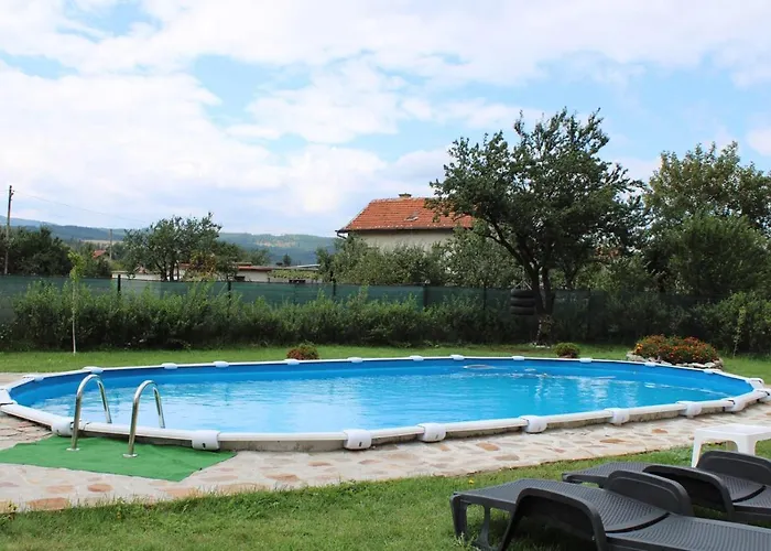 ореха Гостевой дом