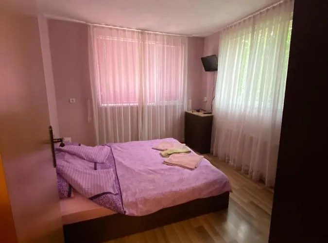 ореха Гостевой дом *